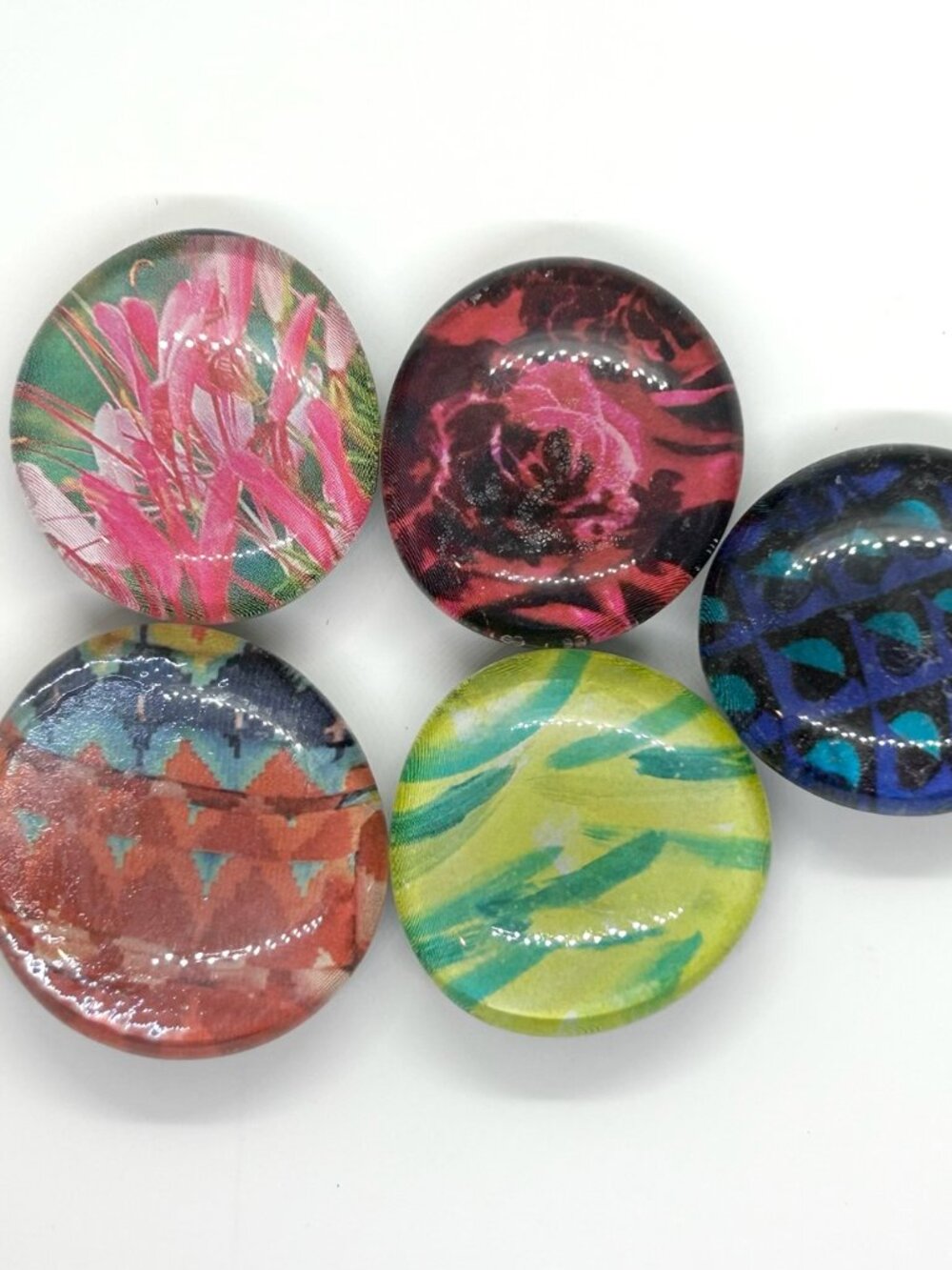 Magnets, Set of 5 Handcrafted Glass Decorative Pattern Magnets.